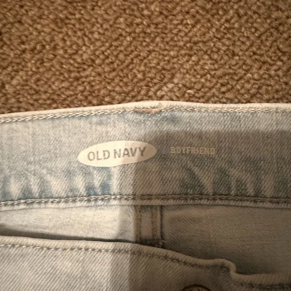 Old Navy Light Blue Distressed Skinny Jeans - Picture 3 of 5